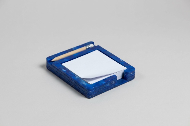 Post-it Case in recycled plastic